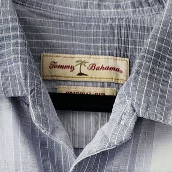 Tommy Bahama Original Fit short sleeve button front blue plaid shirt size XL - Picture 6 of 6